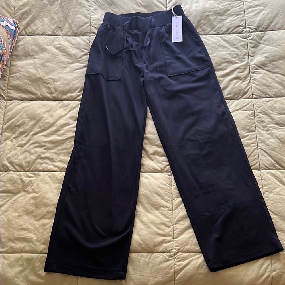 Black Wide-Leg Pants